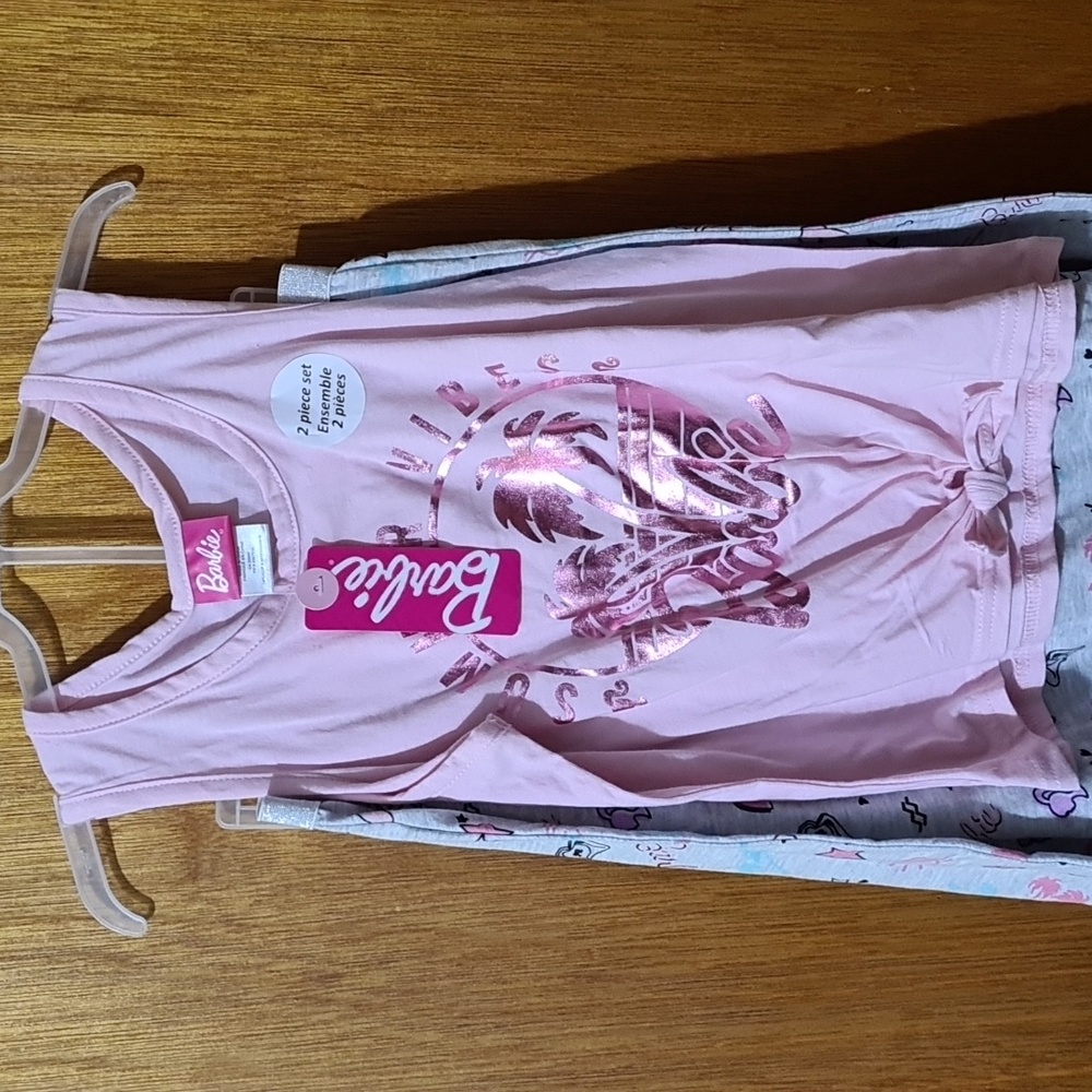 Girls Barbie shirt & skirt set - L (10-12)